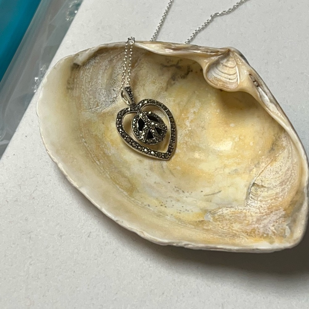 925 Sterling Silver. Marcasite. Necklace - Picture 7 of 8